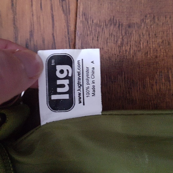 Lug Adjustable Strap Quilted Crossbody Green Travel Bag - Picture 3 of 16